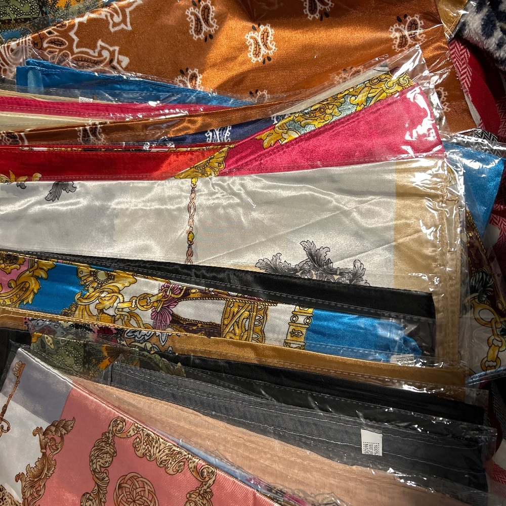 Scarfs